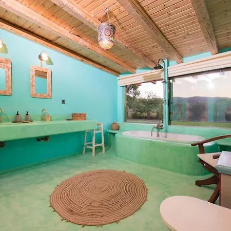 펜션 Lefkada's Bohemian Kalligoni