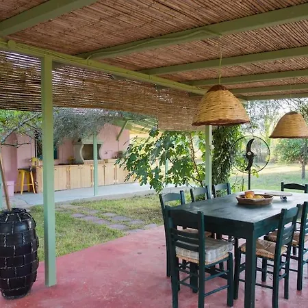 펜션 Lefkada's Bohemian Kalligoni