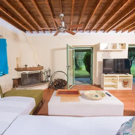 Lefkada's Bohemian 펜션